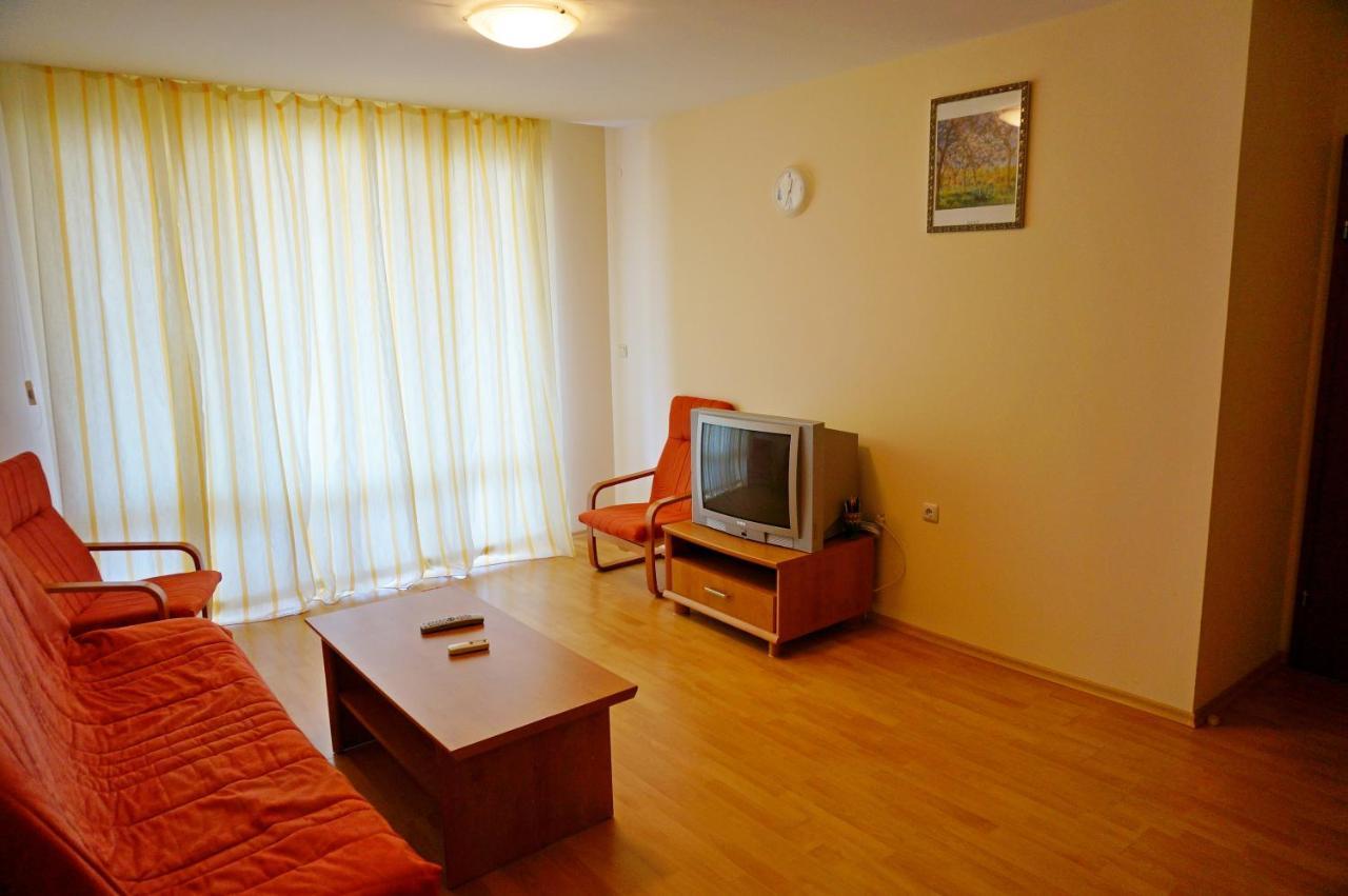 Gt Privilege Fort Beach Apartments Elenite Dış mekan fotoğraf