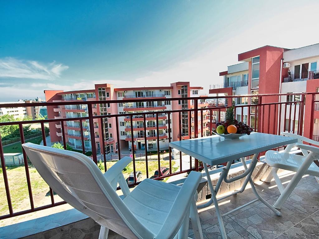 Gt Privilege Fort Beach Apartments Elenite Dış mekan fotoğraf