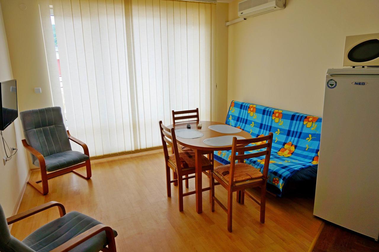 Gt Privilege Fort Beach Apartments Elenite Dış mekan fotoğraf