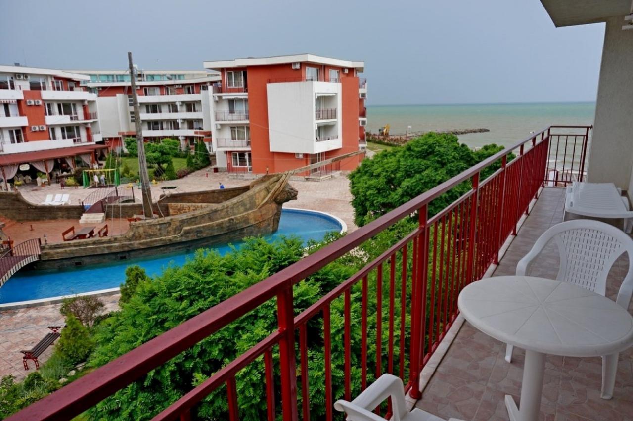 Gt Privilege Fort Beach Apartments Elenite Dış mekan fotoğraf