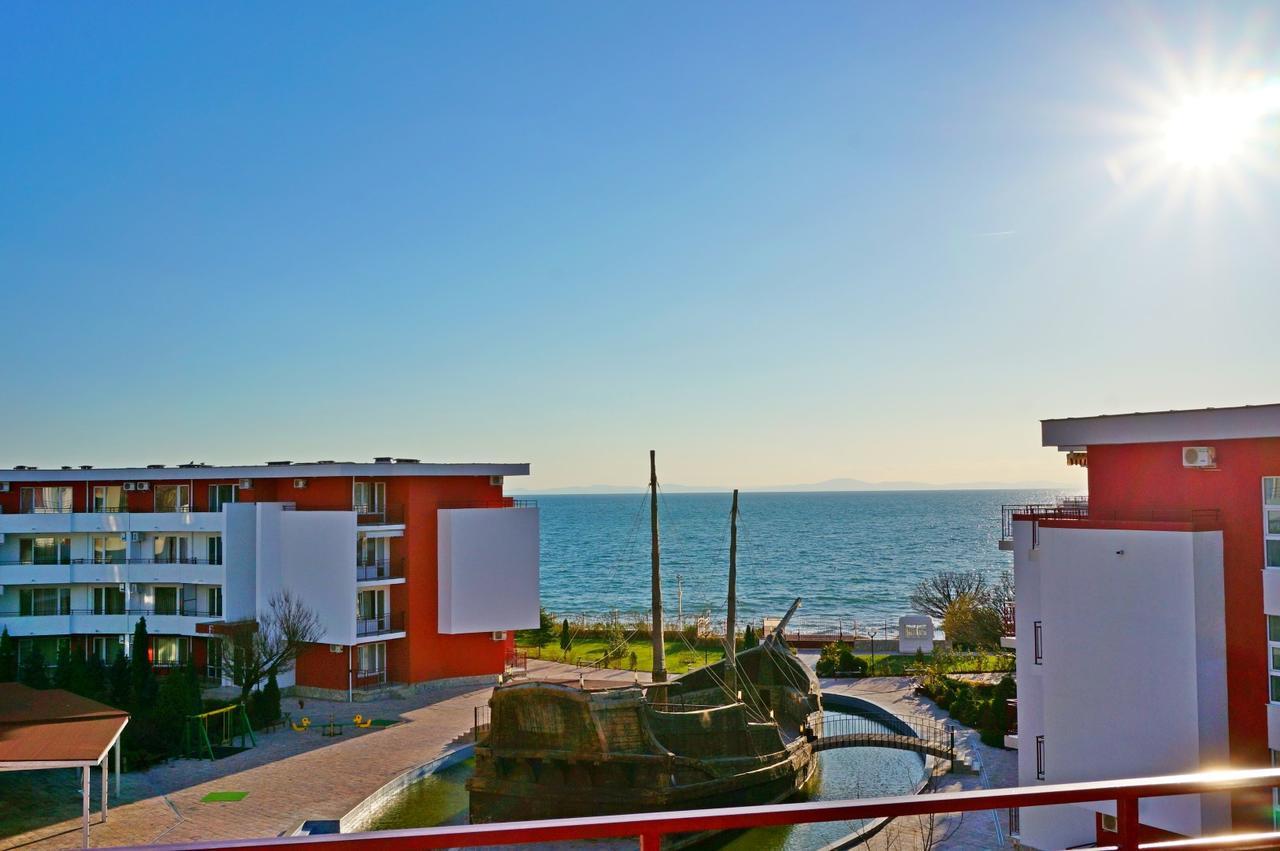 Gt Privilege Fort Beach Apartments Elenite Dış mekan fotoğraf