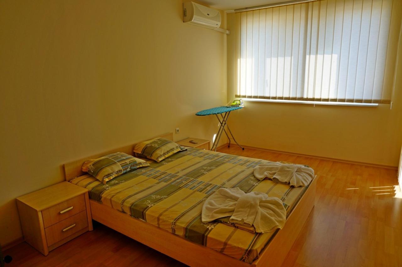 Gt Privilege Fort Beach Apartments Elenite Dış mekan fotoğraf