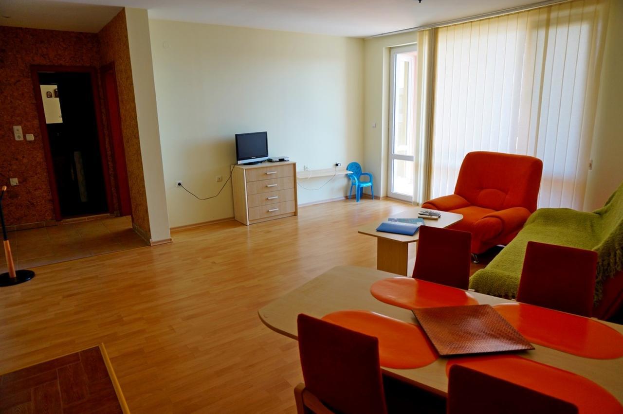 Gt Privilege Fort Beach Apartments Elenite Dış mekan fotoğraf