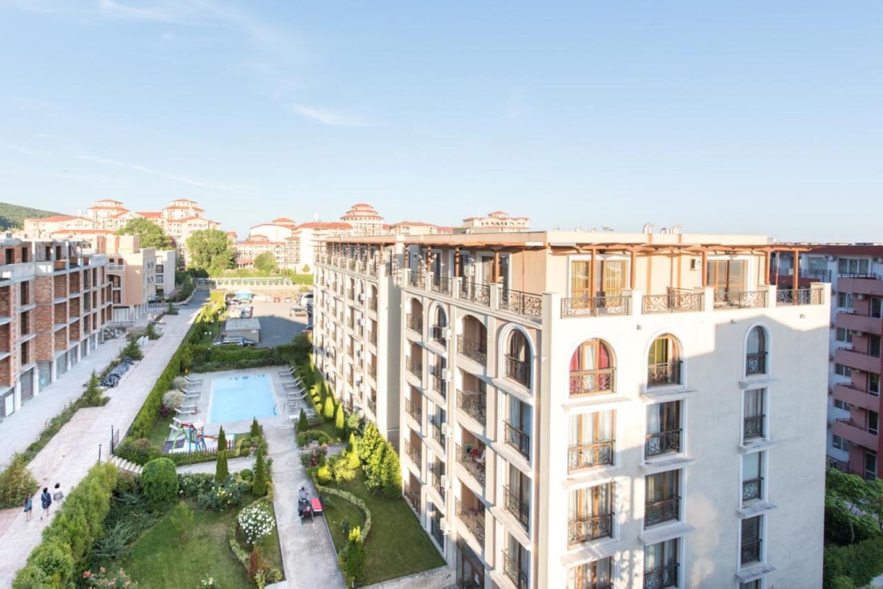 Gt Privilege Fort Beach Apartments Elenite Dış mekan fotoğraf